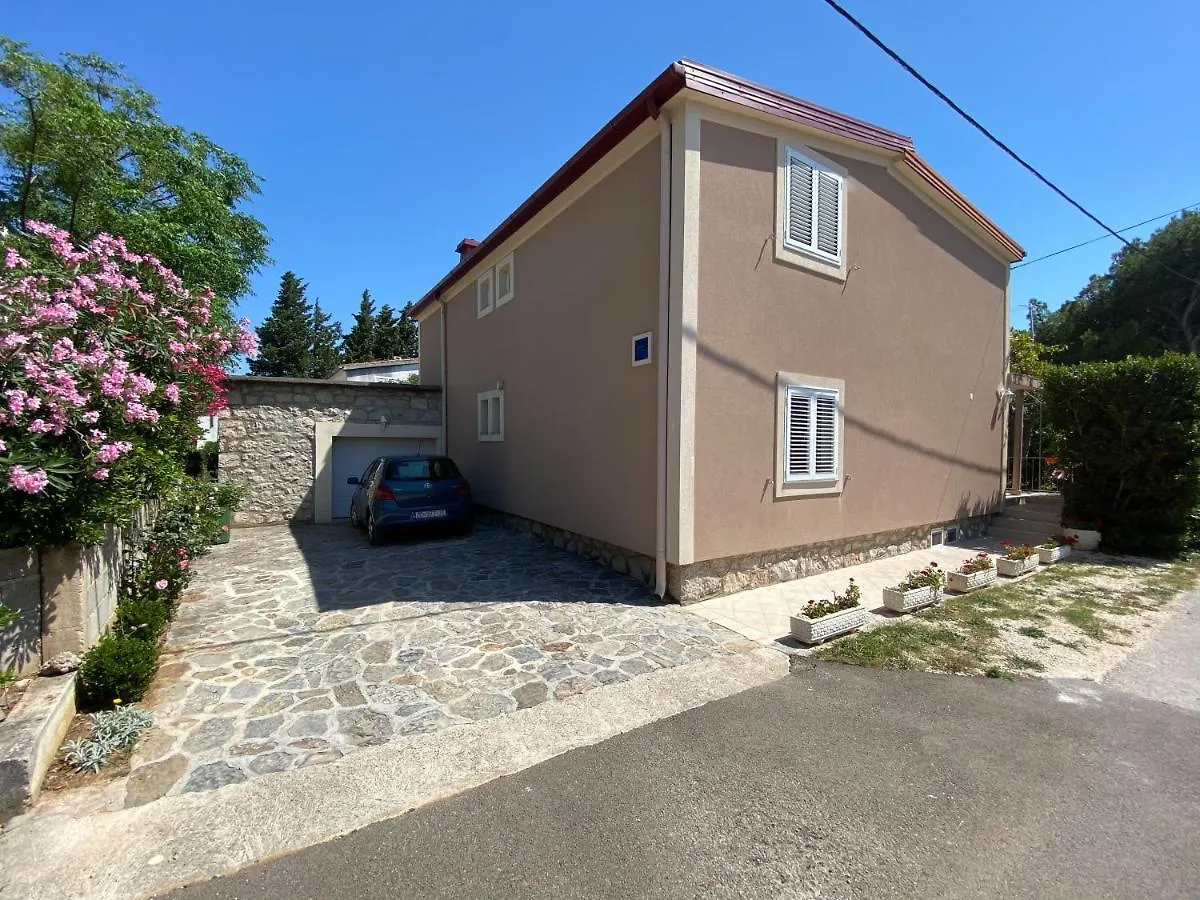 ***Quiet Place Near Sea And National Park*** Starigrad-Paklenica