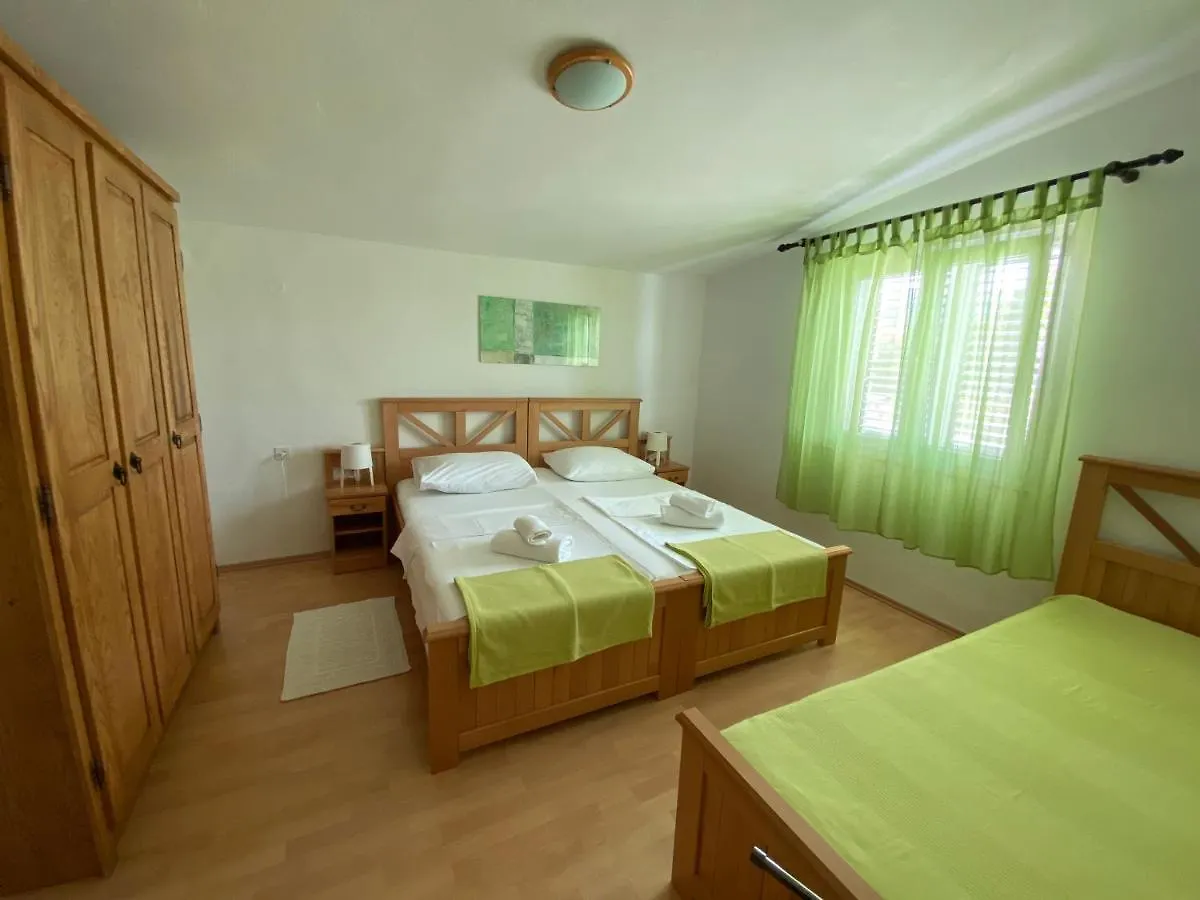 Apartman ***Quiet Place Near Sea And National Park*** Starigrad-Paklenica Horvátország