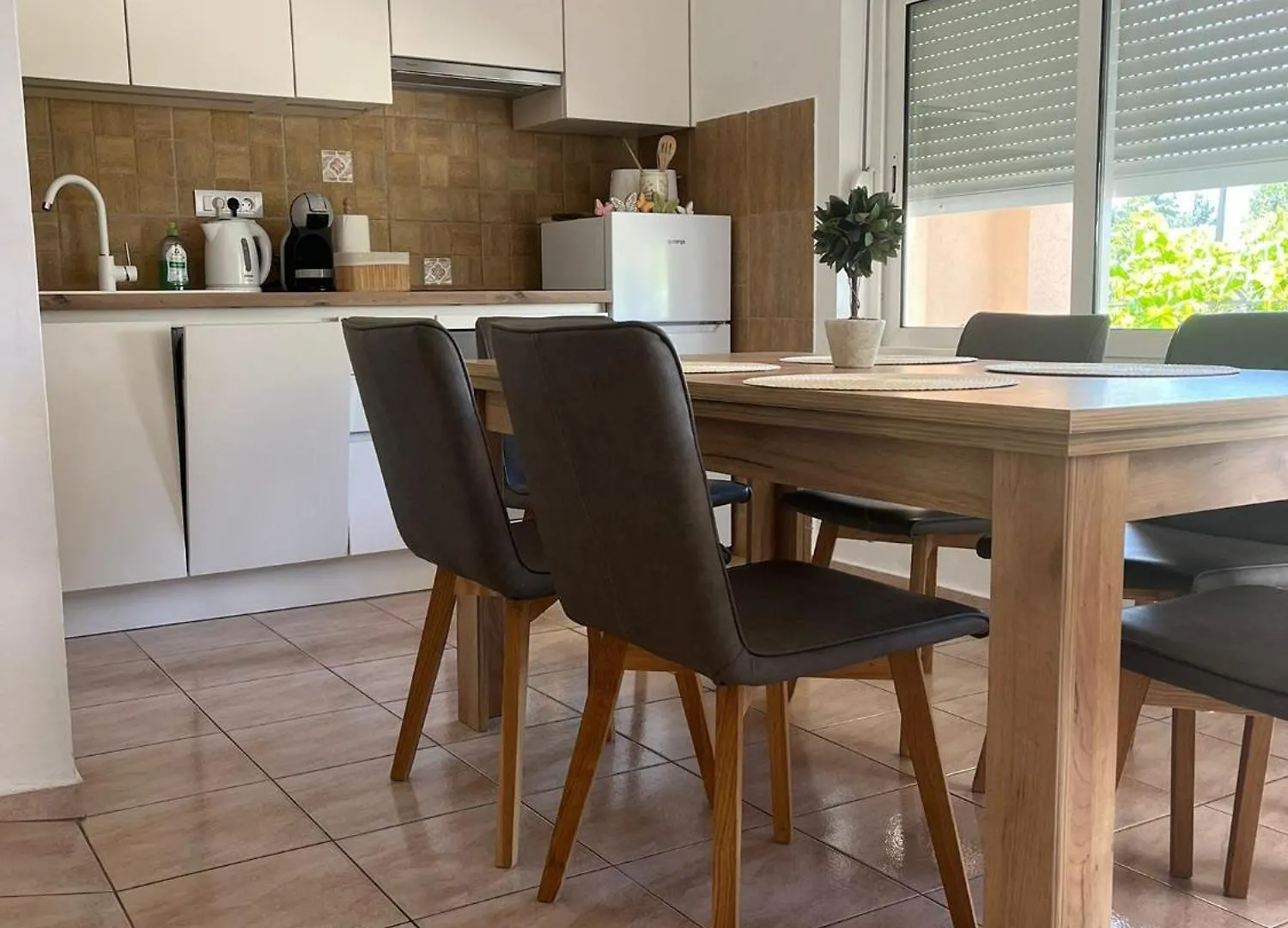 Apartman ***Quiet Place Near Sea And National Park*** Starigrad-Paklenica
