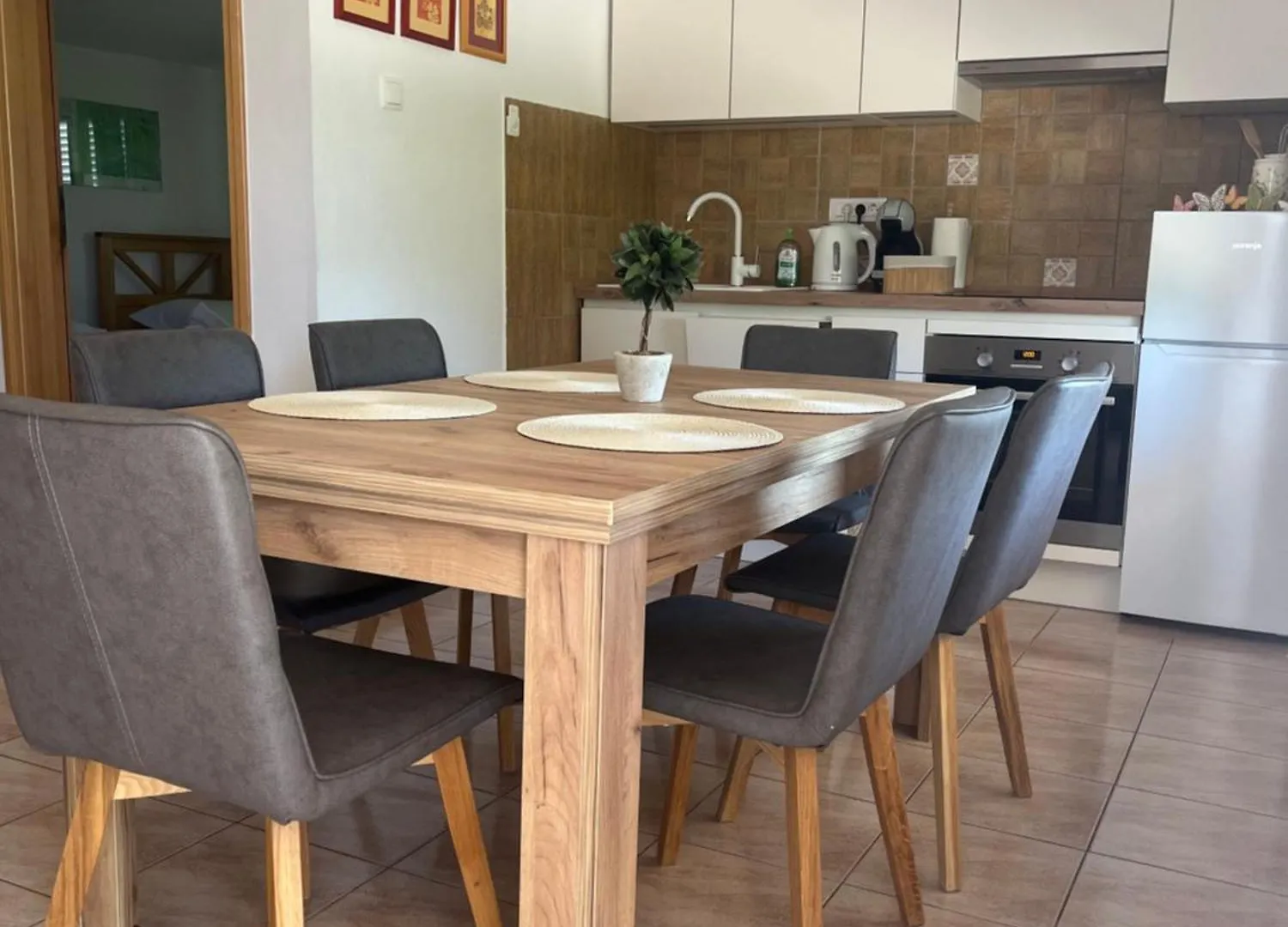 ***Quiet Place Near Sea And National Park*** Starigrad-Paklenica Apartman